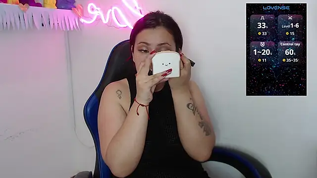 Snapshot of maria_mendoza chatting on October 21, 1:26 pm maria mendoza online show from October 21, 1:26 pm