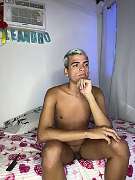 Leo bunny hot online show from July 7, 12:24 am