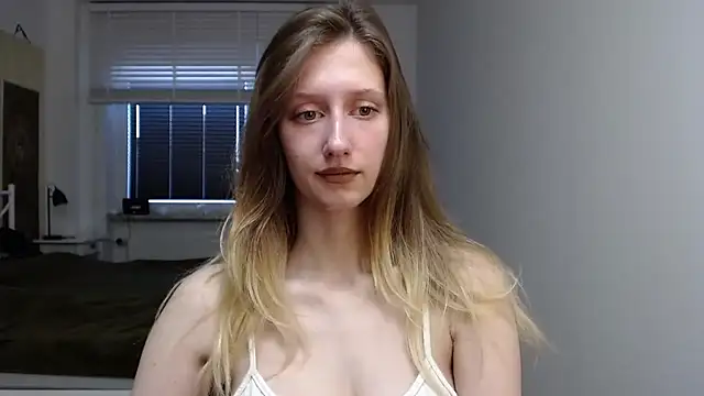 Snapshot of LUNA_delight chatting on September 26, 5:27 am LUNA delight online show from September 26, 5:27 am