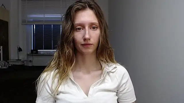 Snapshot of LUNA_delight chatting on September 24, 5:28 am LUNA delight online show from September 24, 5:28 am