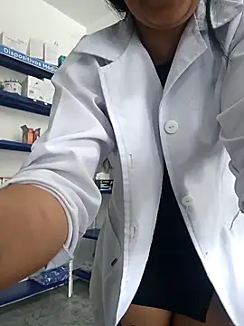 Megan jennerr online show from November 28, 3:59 pm