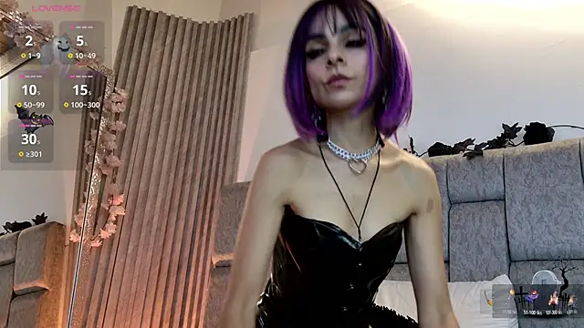Alice noir online show from April 28, 11:08 pm