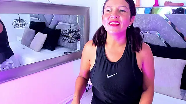 Slut Milf  online show from July 22, 8:21 pm