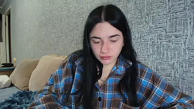 Liana diva online show from March 8, 8:13 pm