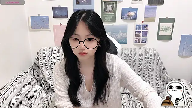 LiLiYbaby online show from June 22, 8:44 am