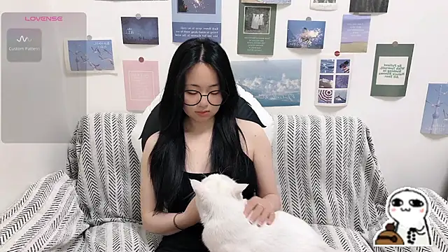 LiLiYbaby online show from April 28, 6:39 am