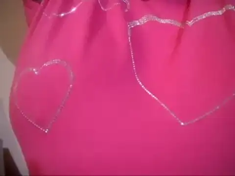 AalinnaK online show from March 18, 8:03 pm