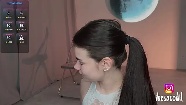 adriana allien online show from May 7, 10:57 pm
