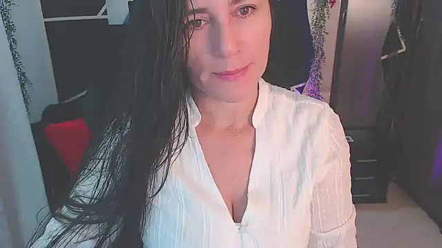 LUCY LI online show from May 2, 2:31 pm