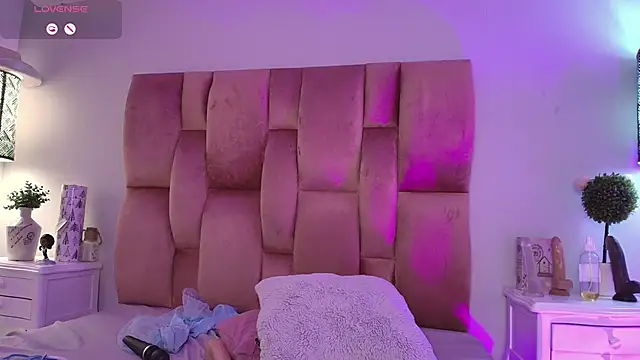 SweetBonniie online show from September 25, 2:16 pm