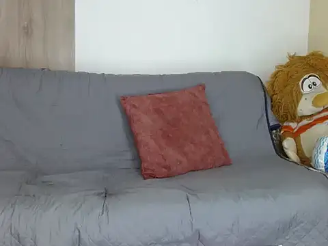  melisaa  online show from March 13, 8:10 pm