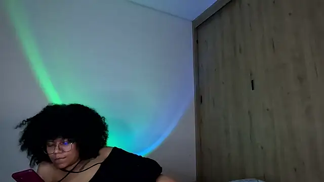 Ale xandra online show from June 8, 1:23 am