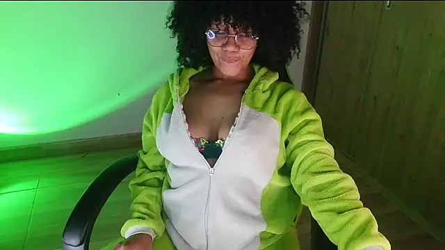 Ale xandra online show from August 1, 1:18 am