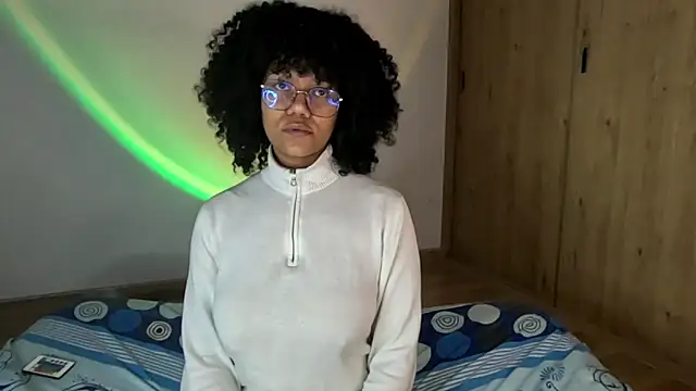 Ale xandra online show from June 17, 2:46 am