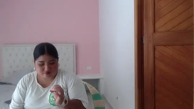 Gabycutee online show from January 8, 7:40 pm