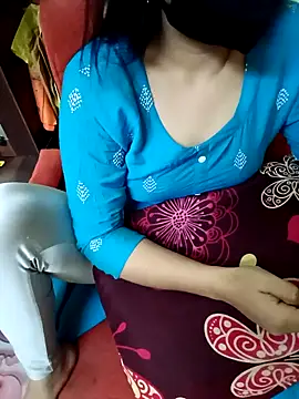 yourtamilcouple online show from April 7, 1:57 pm