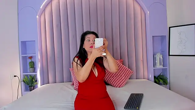 JaylaScott   online show from January 7, 11:57 am