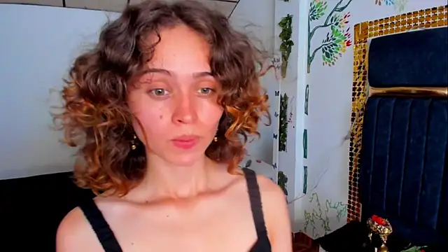 Snapshot of fulfill_fantasies1 chatting on September 9, 1:33 pm fulfill fantasies1 online show from September 9, 1:33 pm