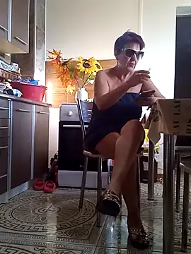 Ely Elenita online show from September 21, 2:38 pm