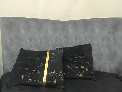 lindacastro02 online show from May 26, 1:43 pm
