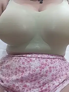 cute-mahek online show from July 6, 6:54 pm