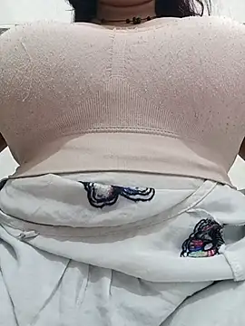 cute-mahek online show from August 1, 6:54 pm