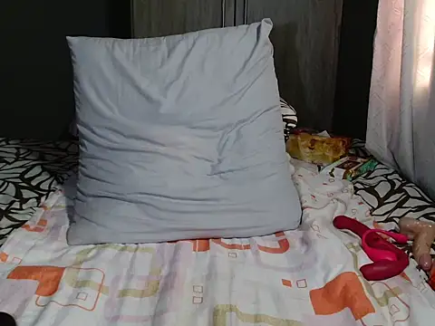 WetwetPussy31 online show from June 17, 10:16 am