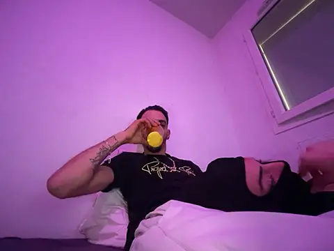 Rebeu313 online show from November 21, 11:12 am