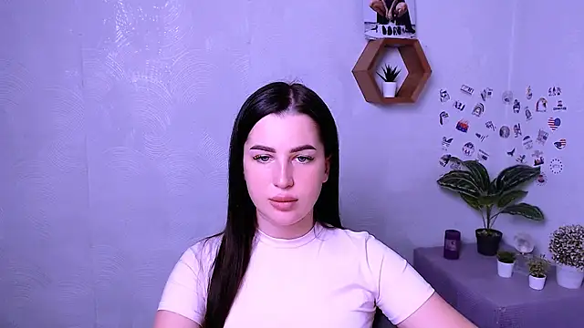 Snapshot of DivaKaily_ chatting on October 11, 7:49 pm DivaKaily online show from October 11, 7:49 pm