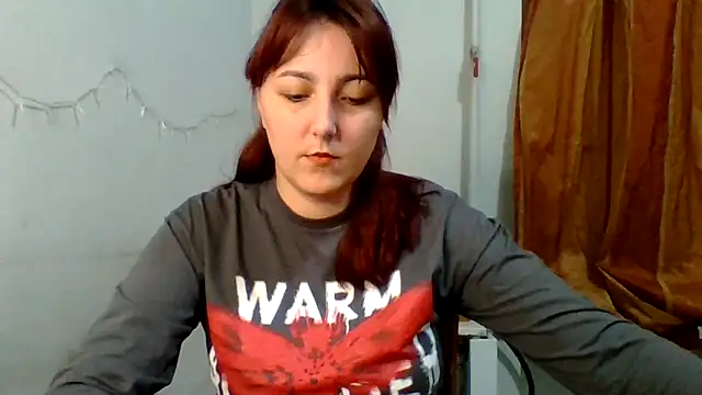 Snapshot of MiaStika chatting on October 4, 5:50 pm MiaStika online show from October 4, 5:50 pm