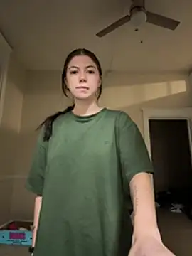 emilycoco online show from February 21, 12:55 am