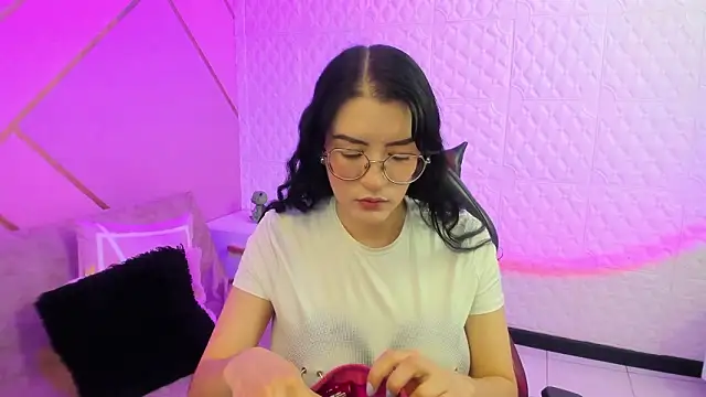 Violetaa diazz online show from March 11, 9:17 pm