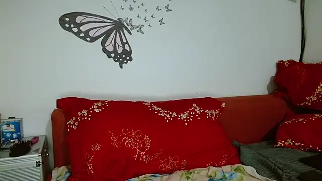 LadyHellene online show from November 9, 3:19 pm