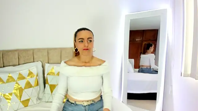 cristalwalker   online show from November 13, 12:37 pm