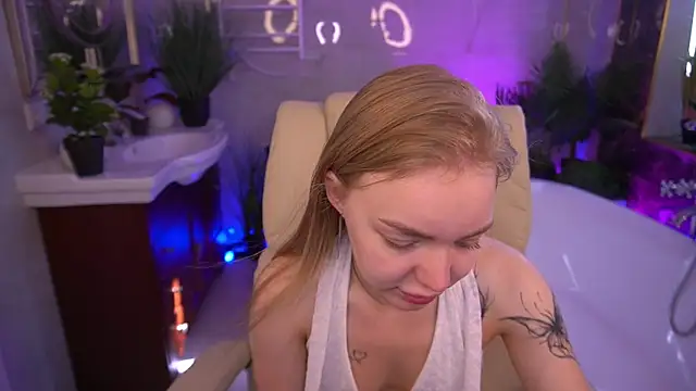 EmilySunshineS online show from June 14, 6:03 am