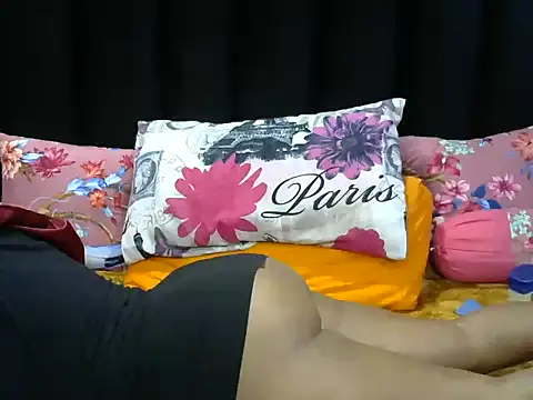 Pearl 00 online show from June 9, 6:57 am