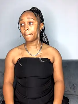 Snapshot of Pearl_00 chatting on September 28, 4:45 pm Pearl 00 online show from September 28, 4:45 pm