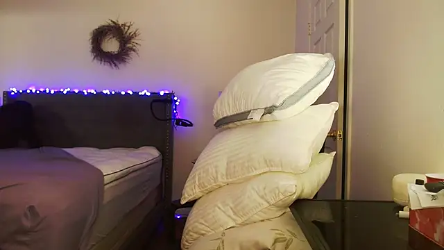 AlyssiaAmoreXO online show from May 4, 8:34 pm