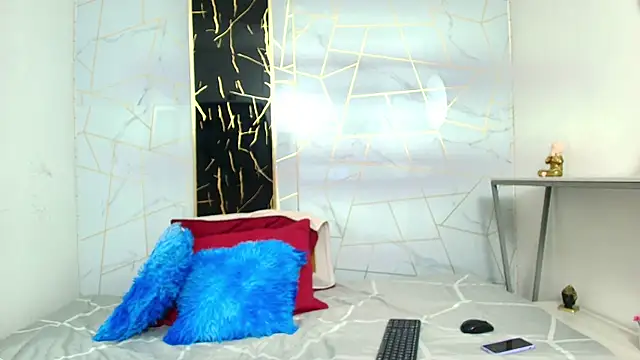 Celestial Queen  online show from April 28, 12:31 pm