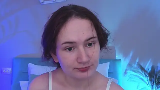 L1ittle kitty  online show from July 3, 5:46 am