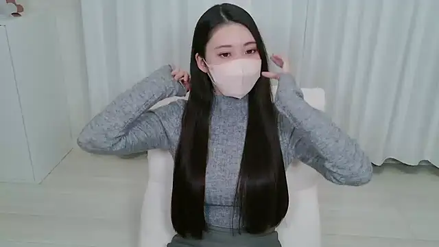 yuki room online show from October 3, 2:44 pm