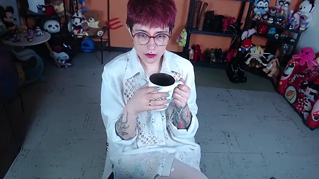 MissMiia2 online show from June 18, 10:20 am