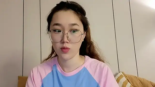 Jennatyan online show from June 30, 2:55 am