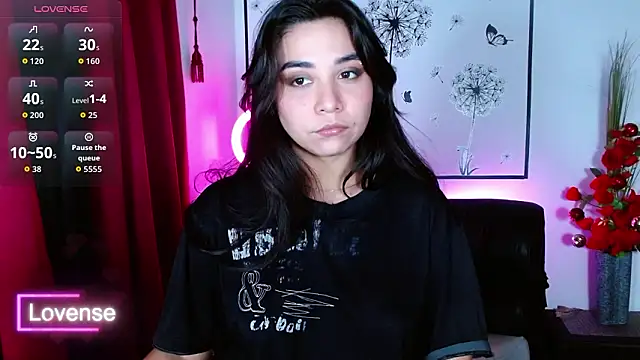 Lune Claire online show from February 3, 2:21 am