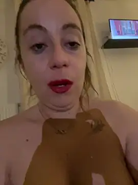 Lyannabuena69 online show from March 5, 5:03 am