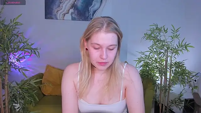 Colleen Blake online show from June 18, 4:56 pm