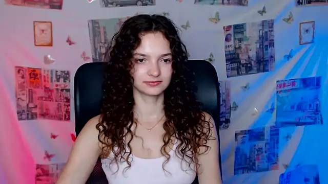  SusieSu  online show from June 11, 6:21 am