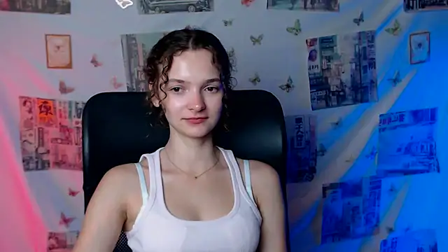 SusieSu  online show from June 15, 6:08 pm