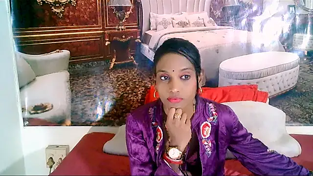 Snapshot of IndianLoveBug chatting on October 8, 6:23 pm IndianLoveBug online show from October 8, 6:23 pm