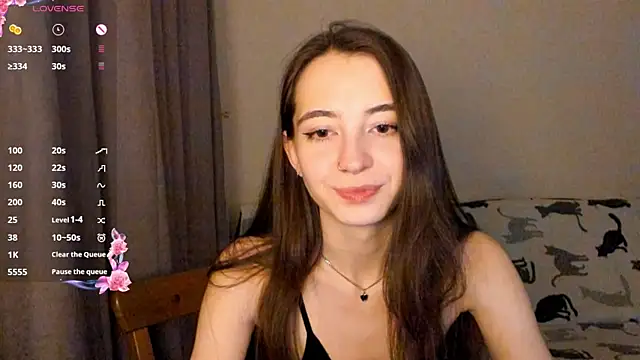 EvaBradley online show from December 16, 7:20 pm